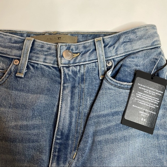 Joe’s Jeans The Debbie High Rise Crop Jeans - Picture 6 of 9